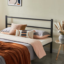 Load image into Gallery viewer, Queen Analeyah 34.8'' Bed Frame
