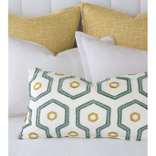 Load image into Gallery viewer, Ansel Rectangular Pillow Cover &amp; Insert (Set of 2) GL1148
