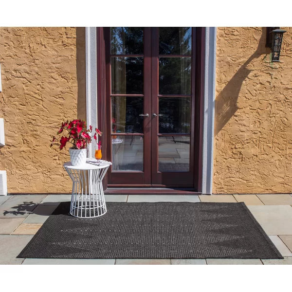 Antigua Chevron Indoor / Outdoor Area Rug in Charcoal 2' x 3'