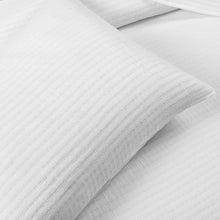 Load image into Gallery viewer, Apollo 100% Cotton 180 TC 3 Piece Quilt Set full/queen
