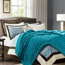 Load image into Gallery viewer, Arrian Faux Fur Throw 3323AH/GL
