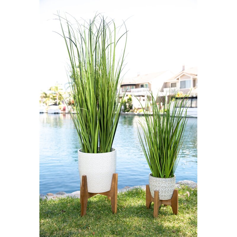 Artificial Onion Grass in Pot MRM3894