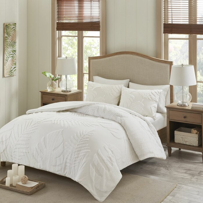 King/Cal. King Comforter + 2 Shams Barron 3 Piece Tufted Cotton Chenille Palm Comforter Set