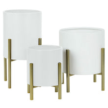 Load image into Gallery viewer, Bartlow 3 - Piece Metal Pot Planter Set MRM1112
