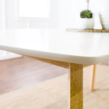 Load image into Gallery viewer, Berlanga 60&#39;&#39; Dining Table
