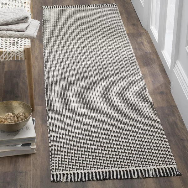 Bester Geometric Handmade Flatweave Cotton Area Rug in Ivory / Black 2'3