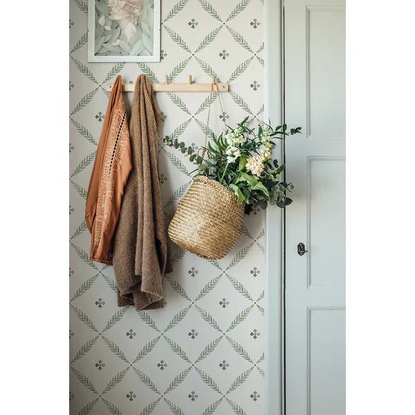 Blomstermåla Leaf Trellis 33' L x 20.87