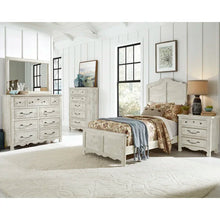 Load image into Gallery viewer, Boissonneault 29&#39;&#39; Tall 3 - Drawer Nightstand in Gray
