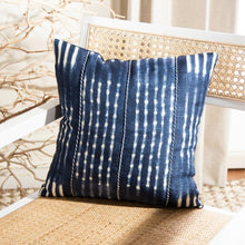Load image into Gallery viewer, 16&quot; x 16&quot; Blue/Cream Bonnie Throw Pillow (Set of 2) GL1230

