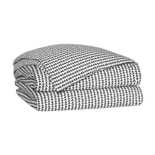 Load image into Gallery viewer, Bowie Single Reversible Duvet Cover king
