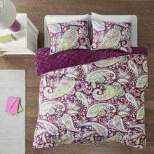 Load image into Gallery viewer, Cairns Reversible Comforter Set 192AH
