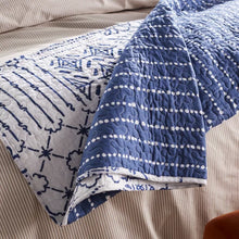Load image into Gallery viewer, Calleja Cotton Throw
