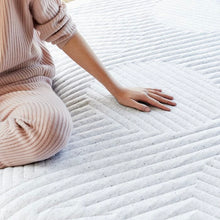 Load image into Gallery viewer, Casper Sleep Nova Hybrid Mattress, King
