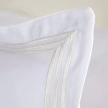 Load image into Gallery viewer, King Duvet Cover + 2 King Shams White Chalsbury Standard Cotton 300 TC 3 Piece Duvet Cover Set
