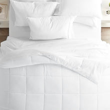 Load image into Gallery viewer, Chisolm All Season Microfiber Down Alternative Comforter twin XL
