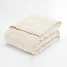 Load image into Gallery viewer, Chisolm All Season Microfiber Down Alternative Comforter twin
