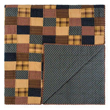 Load image into Gallery viewer, Chorley Single KING  Reversible Quilt 134AH
