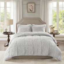 Load image into Gallery viewer, Chylah Microfiber Reversible Comforter Set full/queen
