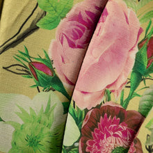 Load image into Gallery viewer, Claudie 26&#39;&#39; Wide Tufted Side Chair
