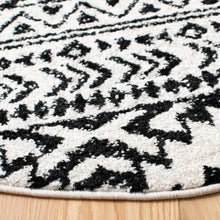 Load image into Gallery viewer, Cobos Power Loom Performance Black/Ivory Rug - 5&#39; round
