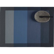 Load image into Gallery viewer, 19&quot; Color Tempo Vinyl Ombre Rectangular Placemat
