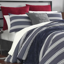Load image into Gallery viewer, Full/Queen Comforter + 2 Standard Shams Navy Craver Standard Cotton 180 TC Reversible Comforter Set

