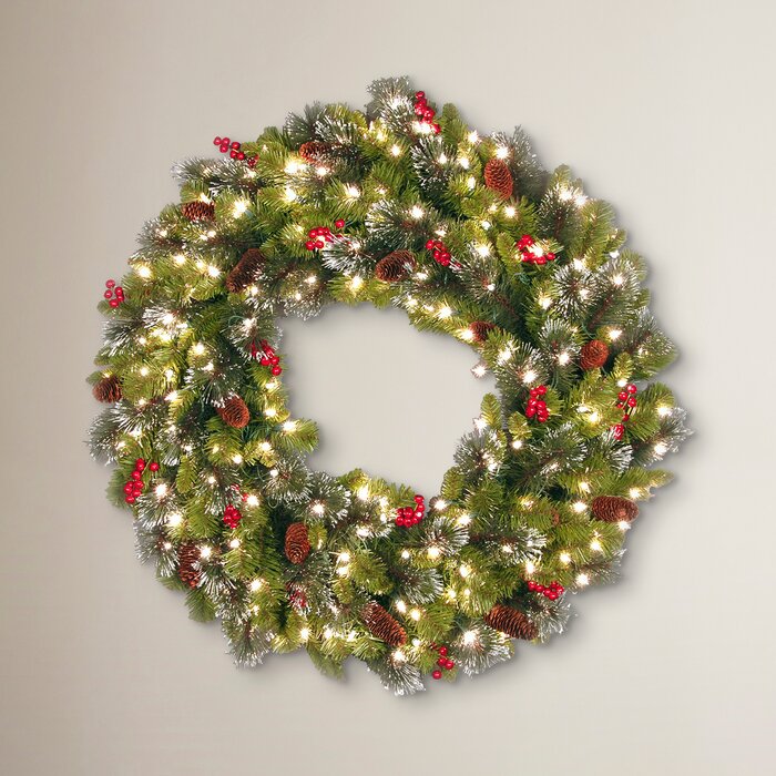 Crestwood Faux Lighted Wreath, 36