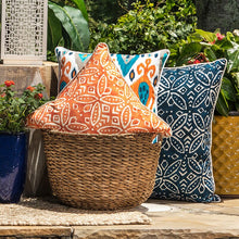 Load image into Gallery viewer, Pimento Crichton Indoor/Outdoor Pillow Cover &amp; Insert (Set of 2), EC1008
