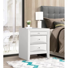 Load image into Gallery viewer, Crim 28&#39;&#39; Tall 3 - Drawer Nightstand
