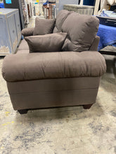 Load image into Gallery viewer, Pagar 2 Piece Living Room Set
