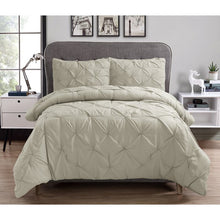 Load image into Gallery viewer, Full/Queen Dasean Microfiber Traditional Comforter Set

