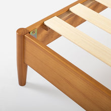 Load image into Gallery viewer, Davyan Bed, Queen
