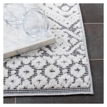 Load image into Gallery viewer, Dodd Southwestern Indoor / Outdoor Area Rug in Ivory/Gray 4&#39;5&quot; x 6&#39;5&quot;
