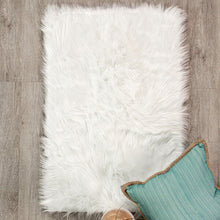 Load image into Gallery viewer, Rectangle 5&#39; x 7&#39; Dominick Handmade Shag White Rug
