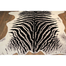 Load image into Gallery viewer, Dutton Animal Print Black/White Area Rug 6195RR
