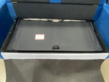 Load image into Gallery viewer, Waylan 70&#39;&#39; Velvet Square Arm Sofa Bed
