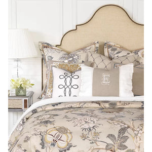Eastern Accents Edith Beige/Gray Floral Comforter, super queen