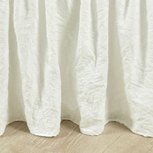 Load image into Gallery viewer, Eland 20&quot; Bed Skirt king
