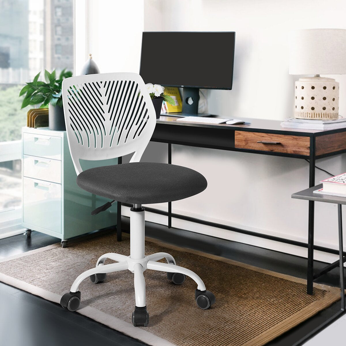 Elkland Grey Mesh Task Chair (19MM)