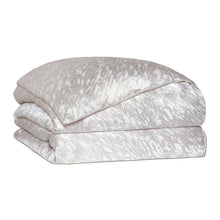 Load image into Gallery viewer, King Comforter Eloise Comforter
