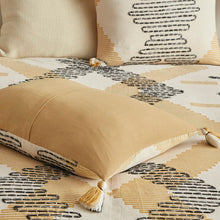 Load image into Gallery viewer, Full/Queen Comforter + 2 Shams Embree 3 Piece Cotton Comforter Set
