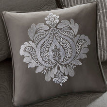 Load image into Gallery viewer, Epping Reversible Coverlet Set MRM404
