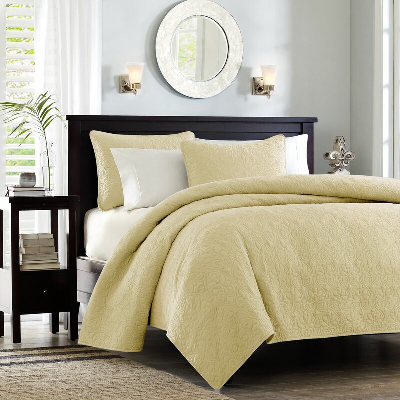 Epping Reversible Coverlet Set MRM672