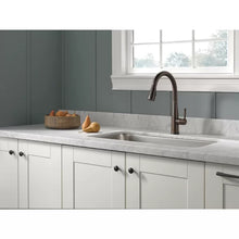 Load image into Gallery viewer, Essa Pull Down Touch Single Handle Kitchen Faucet With Accessories
