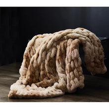 Load image into Gallery viewer, Fabian Faux Fur Throw
