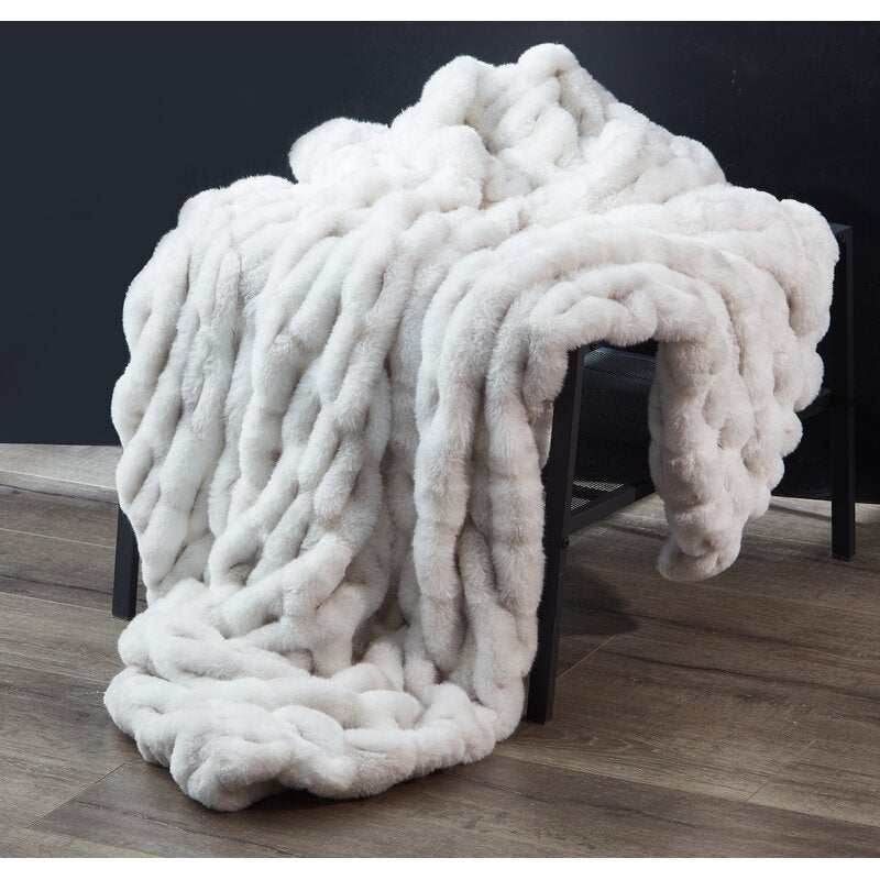Fabian Faux Fur Throw GL1024