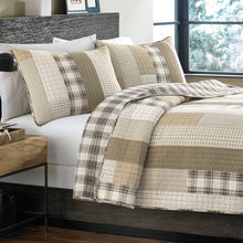 Load image into Gallery viewer, Fairview Reversible Quilt Set MRM370
