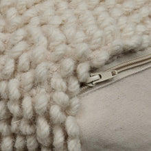 Load image into Gallery viewer, Finn 24&#39;&#39; Wide Ottoman
