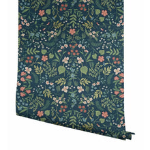 Load image into Gallery viewer, 27&#39; x 27&quot; Floral Wallpaper
