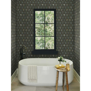 27' x27" Black/Cream Floral Wallpaper